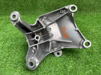 Audi / A6 / Опора двигателя