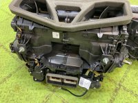 BMW / 7-Series / Печка салона