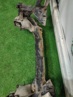 Audi / A6 / Подрамник