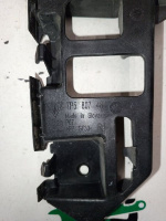 Porsche / Cayenne / Кронштейн бампера