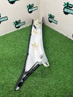 Audi / Q8 / Накладка стойки лобового стекла