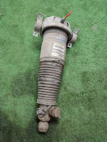 Audi / Q7 / Пневмостойка