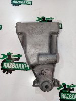 Mercedes-Benz / GLC 250d 4-matic / Кронштейн двигателя