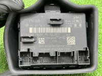 Audi / A7 / Блок управления двери
