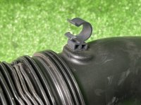 Volkswagen / Touareg / Патрубок воздушного фильтра