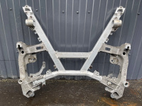 BMW / ALPINA B10 / Подрамник