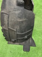 Audi / A6 / Подкрылок