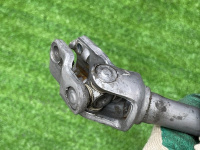 Audi / A4 / Рулевой карданчик