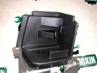 BMW / X5 / Кронштейн задней шторки