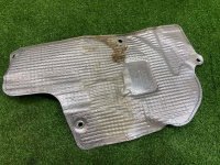 Audi / Q7 / теплозащитный экран