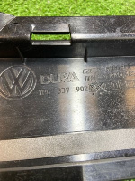 Volkswagen / Touareg / Молдинг двери