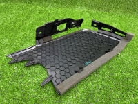 Audi / Q8 / Накладка стойки