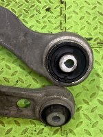 BMW / 7-Series / Кулак поворотный