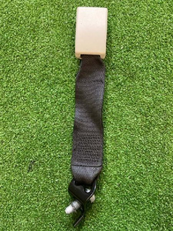 BMW / 7-Series / Замок ремня безопасности