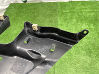 BMW / 7-Series / Кожух рулевой рейки