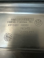 BMW / X1 / Уплотнитель двери