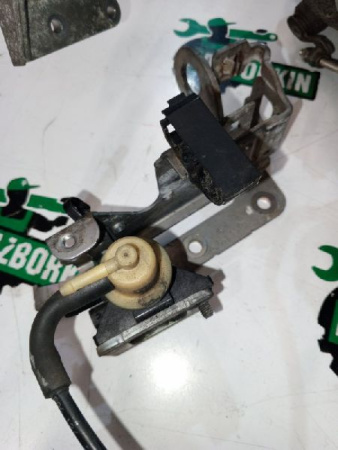 Mercedes-Benz / E-Class / Турбина