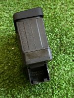 Volkswagen / Touareg / Кнопка стояночного тормоза Volkswagen / Touareg / Кнопка стояночного тормоза