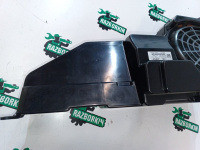 Audi / A6 / Сабвуфер