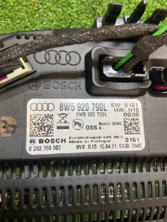 Audi / A5 / Панель приборов