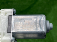 BMW / 7-Series / Мотор стеклоподъемника