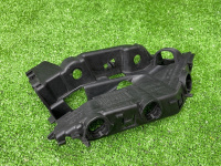 Audi / Q8 / Кронштейн бампера