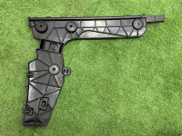 Audi / A6 / Направляющая бампера