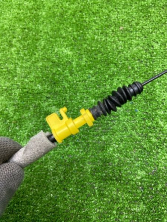 Audi / Q8 / Кронштейн ручки двери