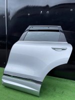 Volkswagen / Touareg / Дверь боковая