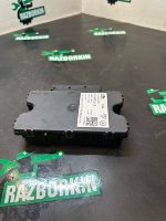 Volkswagen / Touareg / Блок управления стояночным тормозом