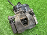 Audi / A5 / Суппорт тормозной