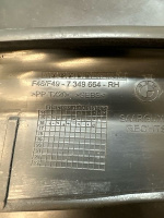BMW / X1 / Уплотнитель двери