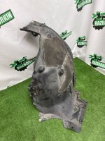 BMW / 7-Series / Подкрылок