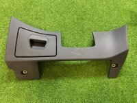 Audi / A6 / Накладка на торпедо