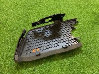 Audi / Q8 / Накладка стойки