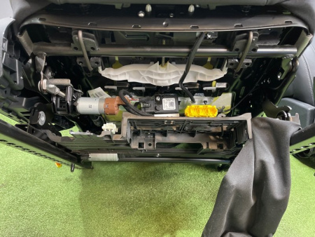 Mercedes-Benz / G 63 AMG / Комплект сидений салона Mercedes W463