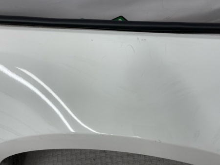 BMW / M6 / Крыло