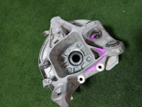 BMW / X5 / Кулак поворотный