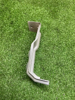 BMW / X5 / Кронштейн крыла