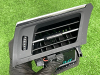 Audi / A6 / Дефлектор обдува салона