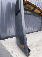 Mercedes-Benz / 260E / Бампер