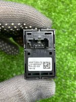 BMW / X5 / Кнопка открытия багажника