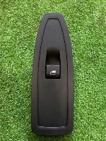 BMW / X1 / Кнопка стеклоподъемника