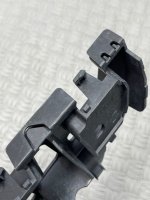 Porsche / Cayenne / Кронштейн бампера