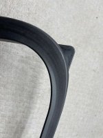 Ford / EXPLORER / Облицовка проема стекла двери