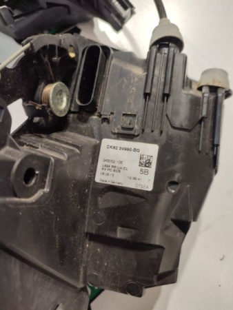 Land Rover / Range Rover Sport / Замок двери с доводчиком