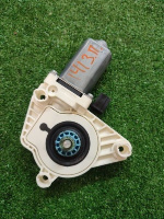 Audi / Q5 / Мотор стеклоподъемника