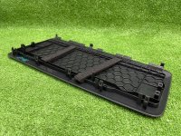 Audi / A4 / Накладка динамика