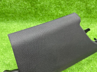 Audi / A4 / Накладка стойки