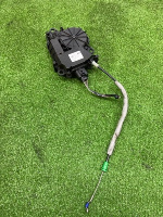 Land Rover / Range Rover / Доводчик двери багажника